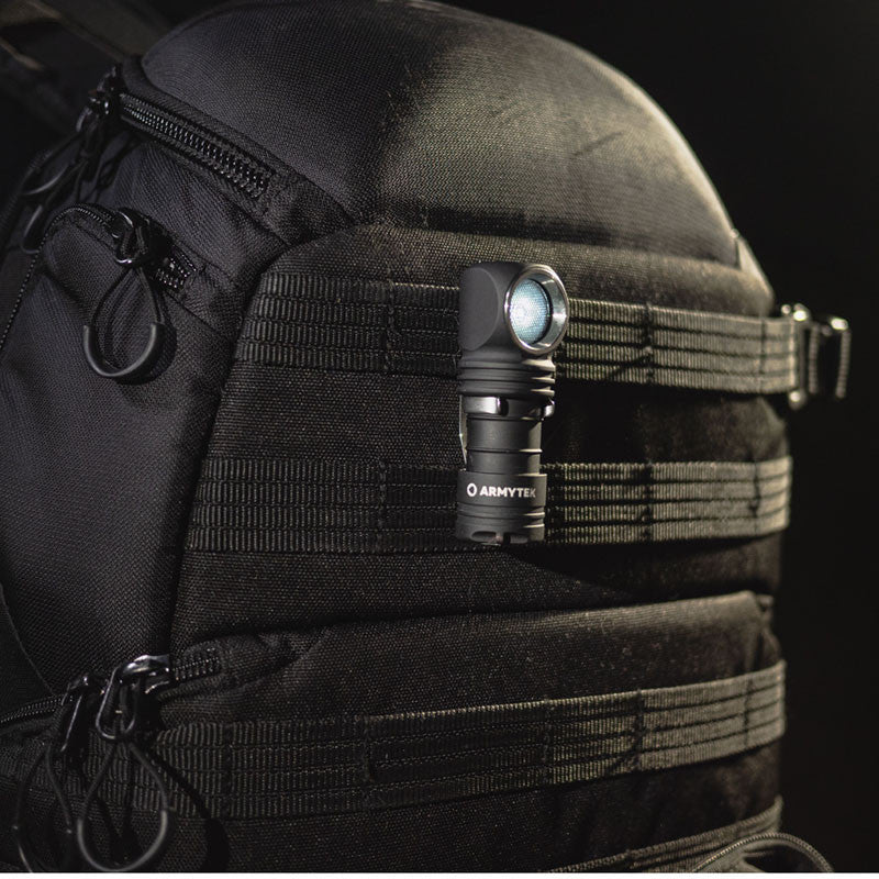 Linterna led ARMYTEK Wizard C1 Pro Magnet USB - luz blanca (1)