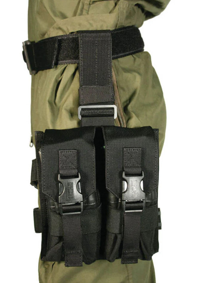 FUNDA DE MUSLO BLACKHAWK OMEGA ELITE PARA CARGADORES M16 (1)