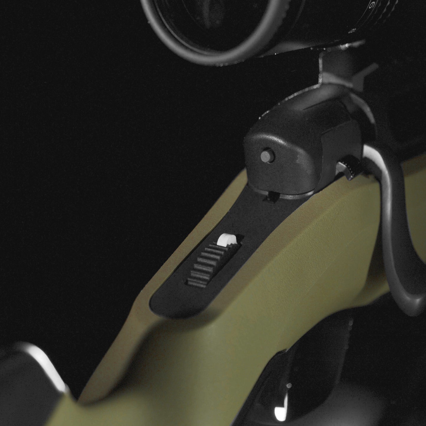 RIFLE DE CERROJO STEYR MS WILD VERDE (7)