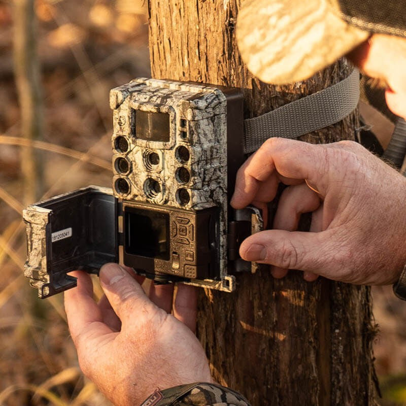 CÁMARA BUSHNELL CORE DS-4K NO-GLOW TREEBARK CAMO (5)