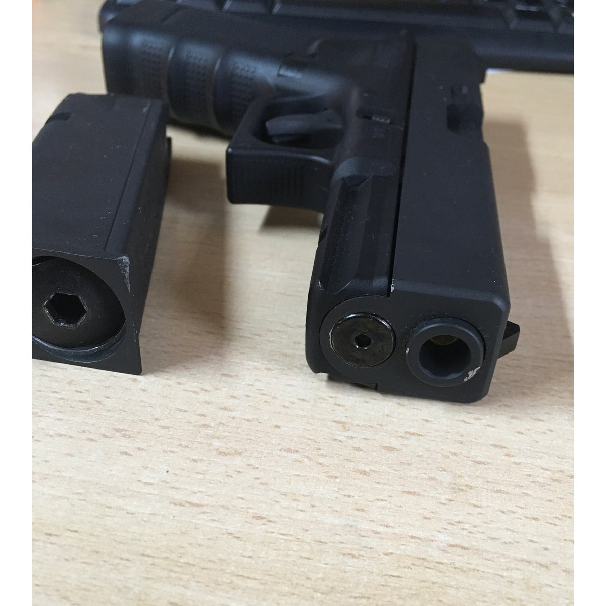 PISTOLA GLOCK 17 GEN 4 CO2 REACONDICIONADA (2)